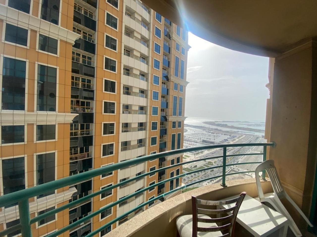 Nice Single Rooms For "Girls" Only In Dubai, Marina מראה חיצוני תמונה