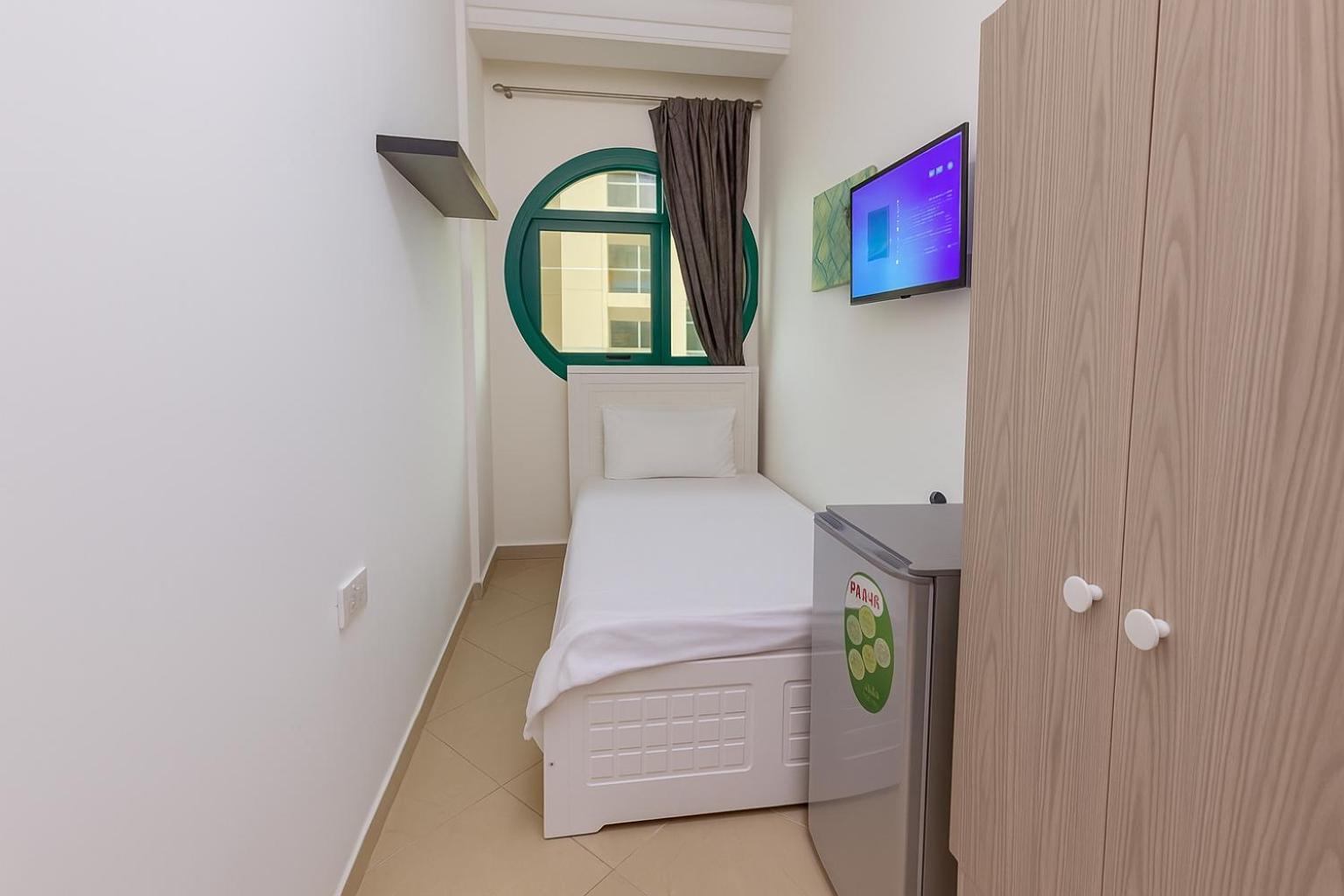 Nice Single Rooms For "Girls" Only In Dubai, Marina מראה חיצוני תמונה
